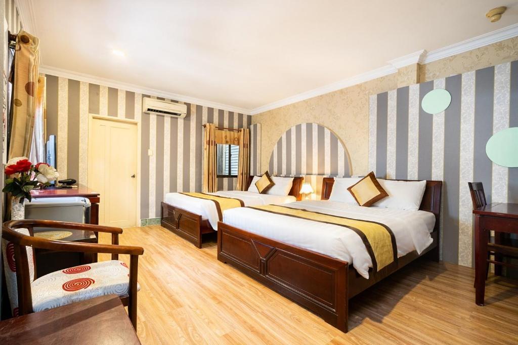 Cosmo Central Hotel Ho Chi Minh Exterior photo