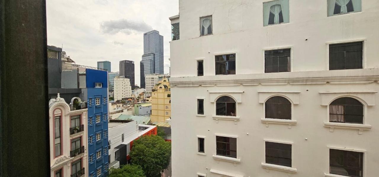 Cosmo Central Hotel Ho Chi Minh Exterior photo